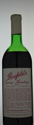 Penfolds Grange Shiraz Capsule damaged, evidence of leakage, Ullage: mid shoulder