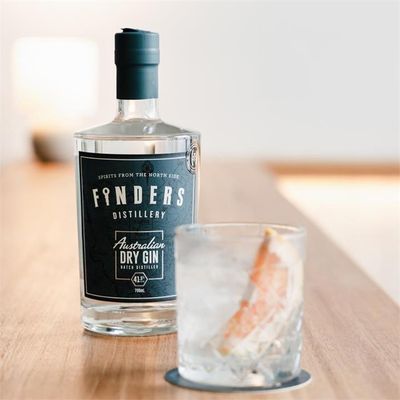 Finders Distillery n Dry Gin